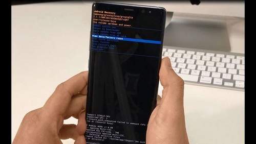 How to Format a Samsung Galaxy Note Computer