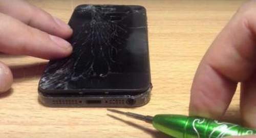 How to Replace a Charging Socket on a Phone