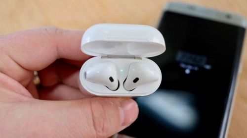 How To Connect Airpods To Samsung